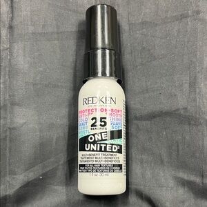 🌟5/$25 Sale🌟Redken 25 Benefits One United Multi-Benefit Treatment Sample Travel